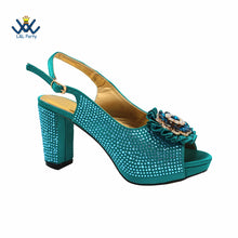 2022 Sweet  Special Design Women Crystal Style African Ladies Party Shoes Matching Bag in Magenta Color
