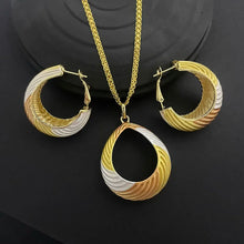 24K Gold-plated Two Piece Copper Jewelry Set India Dubai Jewelry Gold Warped Geometry Necklace Earrings