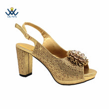 2022 Sweet  Special Design Women Crystal Style African Ladies Party Shoes Matching Bag in Magenta Color