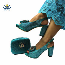 2022 Sweet  Special Design Women Crystal Style African Ladies Party Shoes Matching Bag in Magenta Color