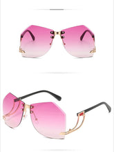 New Fashionable Frameless Sunglasses for Women's Personality Trend Hollow out Mirror Legs Irregular Ocean Lens Glasses UV400