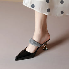 2023 New Design Women Elegant Pointed Toe Strange Style High Heels Summer Outdoor Shoes Ladies Sandals Women Slippers