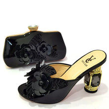 Arican New Arrival Speical Narrow Band and Cross-tied Style Italian Design Ladies Shoe and Bag Set in Gold Color for Party