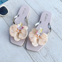 New Flip Flops Women's Slippers 2025 Summer Square Toe Flat Sandals Outdoor Casual Slippers Women Fashion Flowers Shoes Ladies