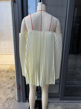 Women's Sexy One Shoulder Pleated Chiffon Long Sleeve Shorts 2 Piece Fashion Loose Shawl Sleeves Elegant Female Beach Shorts Set