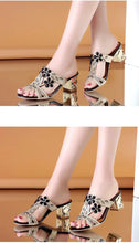 2021 New Hot Glitter Mesh Women Sandals Summer Fashion Outdoor Peep Toe Casual Beach Slippers Thick Heel Slip on Women Sandals
