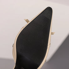 Summer Women Rivet Air Holes High Heel Sandals Commuter Design Pumps Cute Bow Heels Lady Fetish Sweet Wedding Pointy Shoes