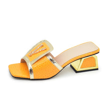 New Ladies Dress Shoes Decorated with Appliques Closed Toe Heels Ladies Shoes and Sandals Luxury Brand Shoes Women Wedding Pumps