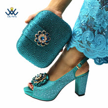 2022 Sweet  Special Design Women Crystal Style African Ladies Party Shoes Matching Bag in Magenta Color