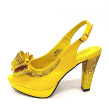 2024 High Quality Yellow Color Fish Beaked Toe Cap Thin Heels Ladies Shoes Matching Bag Set For Women Wedding Party Pump