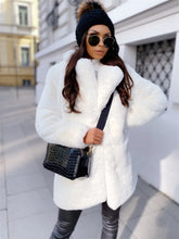 Women's Faux Fur Coat Long Sleeve Lapel Winter Coat