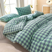 Winter Bedding Thick Quilt Blanket Thick Warm Flannel Fleece Comforter for Cold Nights