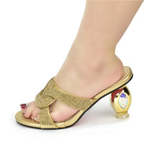 New Arrival Italian Women Shoes Decorated with Rhinestone Open Toe Pumps Luxery Shoes Women Nigerian Women Party Pumps