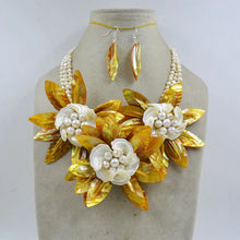 new !!  Latest Design Shell Flowers Wedding Crystal Necklace Women Fashion Necklace  20