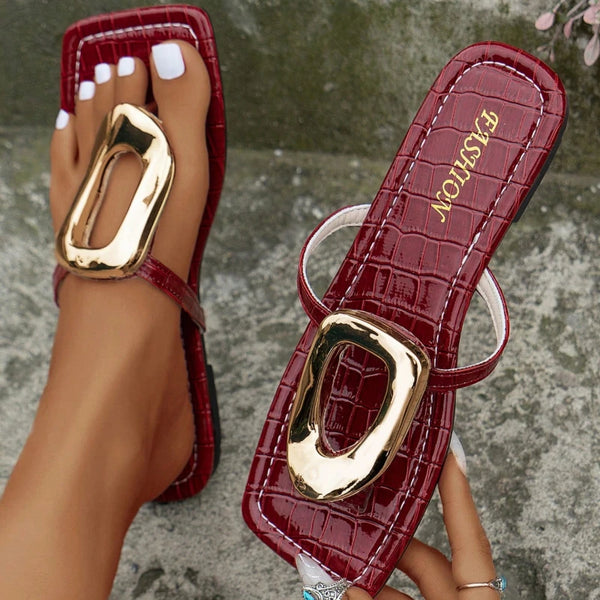 Women Fashion Slippers Slip on Anti-slip Flip Flops Summer Beach Slippers Luxury Flat Sandals Casual Designer Shoes Slides Women