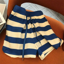 Spring and summer casual fashion sportswear slim fit striped printed short sleeved top+shorts two-piece set