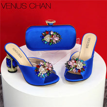 Nigeria Popular New Elegant Red Color Chunk Heels Sandals for Simple And Versatile Exquisite Party Shoes And Bag Set