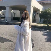 Women's Lamb Fur Coat Warm Autumn Winter Outerwear Jacket