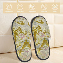 Custom Queen Of Absolutely Everything Gold Baroque Soft Memory Foam House Slippers Women Comfy Warm Anti-skid Sole Slipper