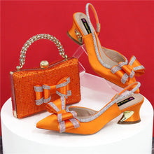 Med Heel Shoes for Women Hollowed Out Embroidery Rhinestone Italian Design Olive-green Color Pointed-Toe Shoes and Bags Set