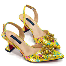 2025 New Yellow Color Thin Heels Pointed Toe Crystal Design Ladies Shoes Matching Bag Set For Women Weeding Party Pump