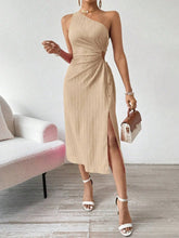 Spring and Summer Elegant Sexy Sleeveless Single Shoulder Diagonal Neck Solid Color Slit Dress Women Summer Dress 2025