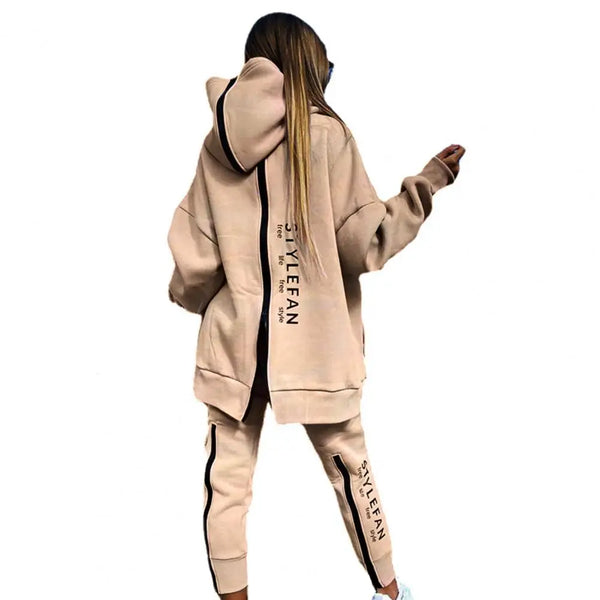 Women's Fashionable Tracksuit Set