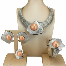 Fashion Dubai Gold-Plated Jewelry Set Simple Style African Necklace All Copper Material Hollow Surround Jewelry FHK15529