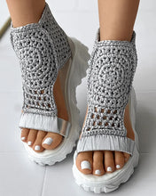 2024 Hot Seller New Gold Knitted Sandals for Women Braided Elastic Summer Shoes Mesh Flat Bottom Hollow Out Female Sandals