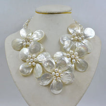 new !!  Latest Design Shell Flowers Wedding Crystal Necklace Women Fashion Necklace  20