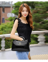 KAIDIFEINIROO Kangaroo Brand Alligator Pu Leather Shoulder Crossbody Bag Clutch Hand Bags for Mother Small Women Handbags New