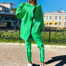 Women's Fashionable Tracksuit Set