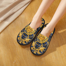 Custom Queen Of Absolutely Everything Gold Baroque Soft Memory Foam House Slippers Women Comfy Warm Anti-skid Sole Slipper