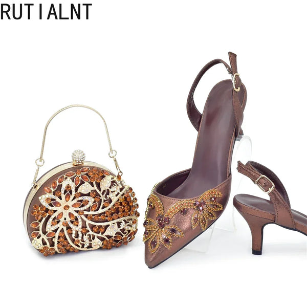 2025 New Designer Specials Italian Women Heels Shoes and Bag Set Coffee Colour Comfortable Women Pumps with Rhinestone for Party