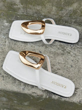 Women Fashion Slippers Slip on Anti-slip Flip Flops Summer Beach Slippers Luxury Flat Sandals Casual Designer Shoes Slides Women