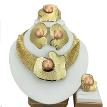 Fashion Dubai Gold-Plated Jewelry Set Simple Style African Necklace All Copper Material Hollow Surround Jewelry FHK15529