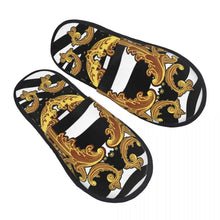 Custom Queen Of Absolutely Everything Gold Baroque Soft Memory Foam House Slippers Women Comfy Warm Anti-skid Sole Slipper
