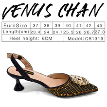 2025 Nigerian Women's Party Shoes and Bags Medium Heel Pointed Toe Elegant Party Footwear With Matching Color Handbag for Women