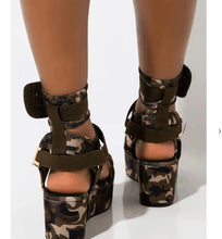 Female Sandal Shoes Large Size Ankle Strap Open Toe High Heels Med Muffins shoe 2025 Summer Clogs Wedge Girls Big Peep High-heel