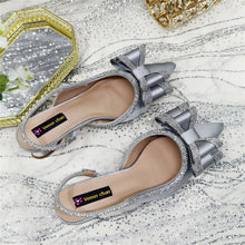 Med Heel Shoes for Women Hollowed Out Embroidery Rhinestone Italian Design Olive-green Color Pointed-Toe Shoes and Bags Set