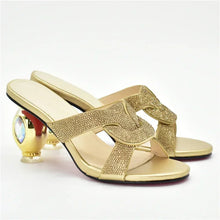 New Arrival Italian Women Shoes Decorated with Rhinestone Open Toe Pumps Luxery Shoes Women Nigerian Women Party Pumps