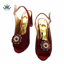 2022 Sweet  Special Design Women Crystal Style African Ladies Party Shoes Matching Bag in Magenta Color