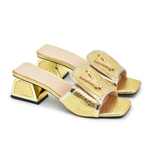 New Ladies Dress Shoes Decorated with Appliques Closed Toe Heels Ladies Shoes and Sandals Luxury Brand Shoes Women Wedding Pumps