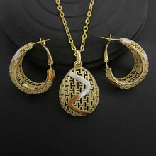 24K Gold-plated Two Piece Copper Jewelry Set India Dubai Jewelry Gold Warped Geometry Necklace Earrings