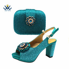 2022 Sweet  Special Design Women Crystal Style African Ladies Party Shoes Matching Bag in Magenta Color