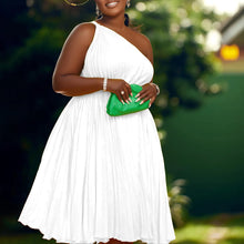 CM.YAYA Women One Shoulder Sleeveless Big Swing Pleated Knee Length Dress 2023 Fashion Street Vestidos Sexy Chic Dresses