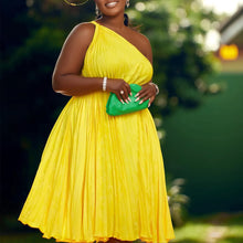 CM.YAYA Women One Shoulder Sleeveless Big Swing Pleated Knee Length Dress 2023 Fashion Street Vestidos Sexy Chic Dresses