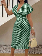 Women's Sexy Deep V Neck Package Hip Dress Spring Summer Elegant Fashion Print Short Sleeve High Waist Slim Midi Dresses Femme