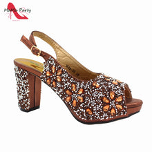 2024 Fashion New Arrivals INS Hot Sale Full Crystal Shinning Shoes and Bag Set for Dress in Red Color Sandals Christmas Party